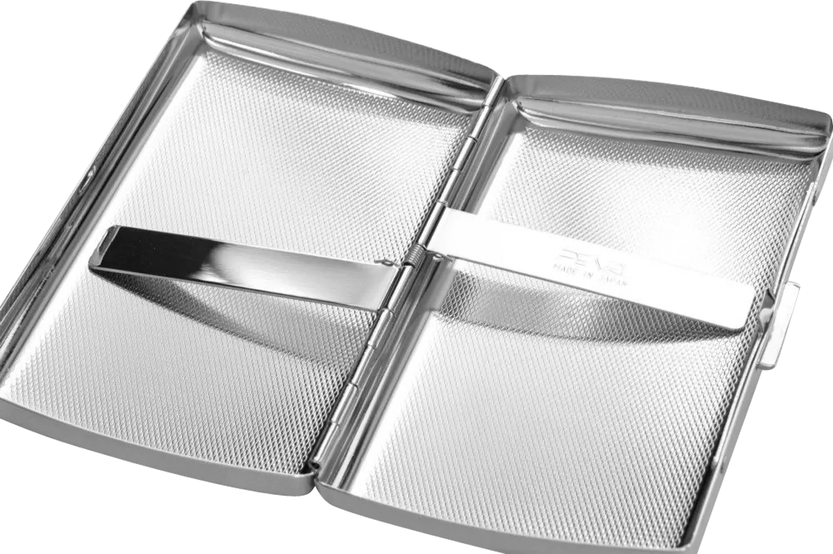 Pearl Zigarettenetui liegend offen