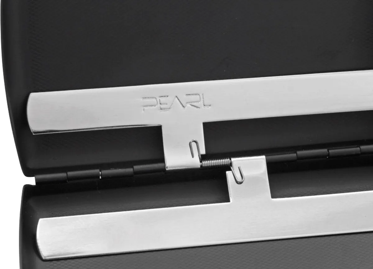 Pearl Zigarettenetui offen liegend