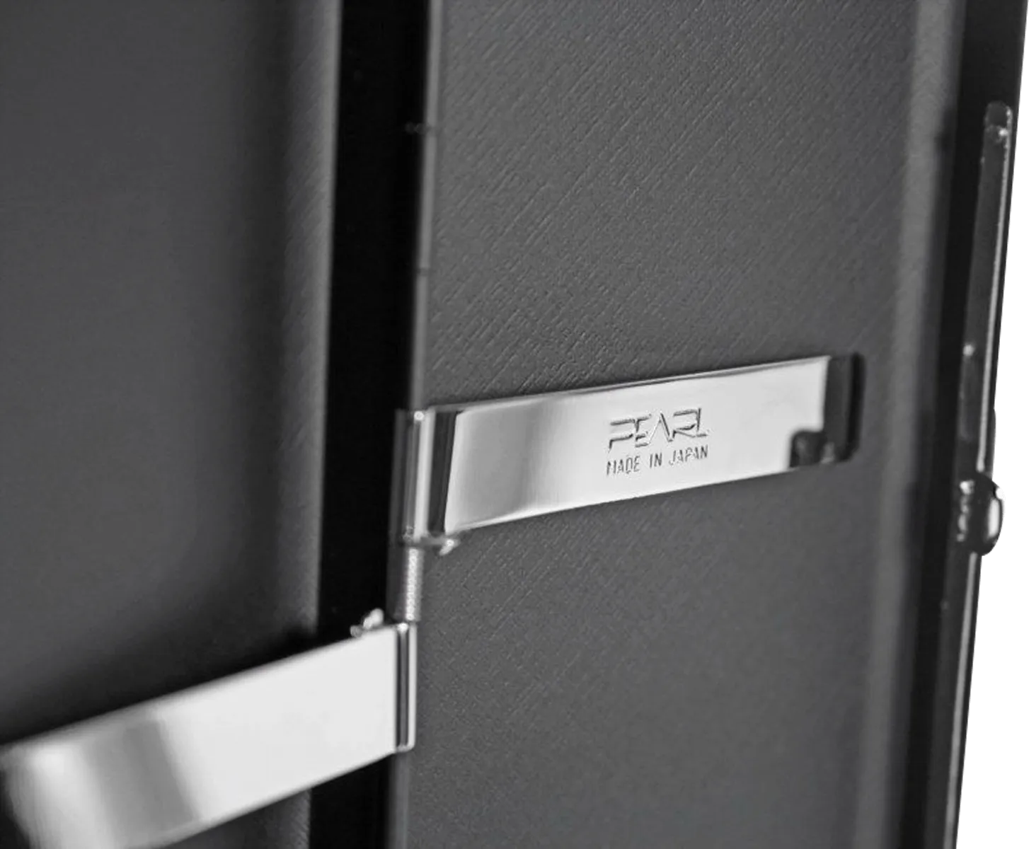 Pearl Zigarettenetui offen